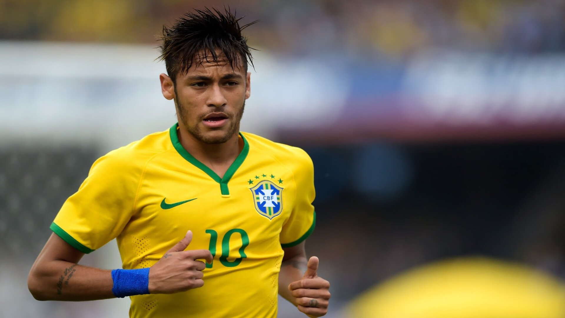 切尔西未能打破卡拉巴赫防线，2-2战平未能锁定胜局，切尔西2比2巴萨全场